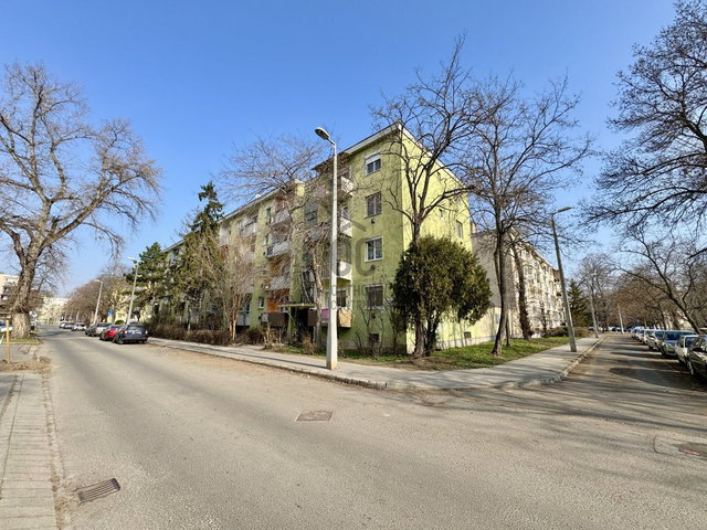 Eladó téglalakás, Budapesten, XXI. kerületben 57.5 M Ft