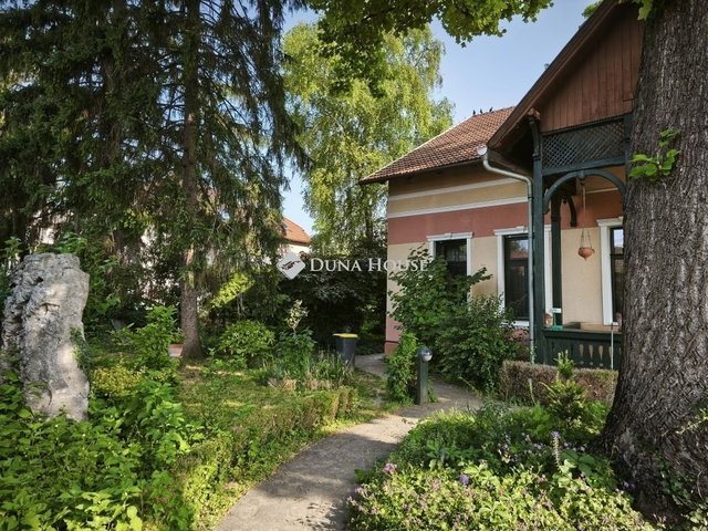 Eladó családi ház, Bonyhádon 93 M Ft, 4 szobás