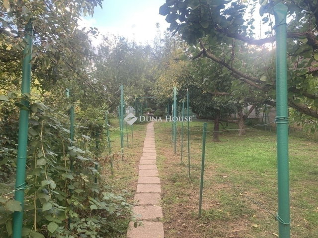 Eladó családi ház, Kerepesen 76.9 M Ft, 2 szobás