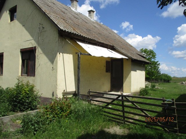 Eladó családi ház, Kiskinizsen 5.617 M Ft, 1+1 szobás