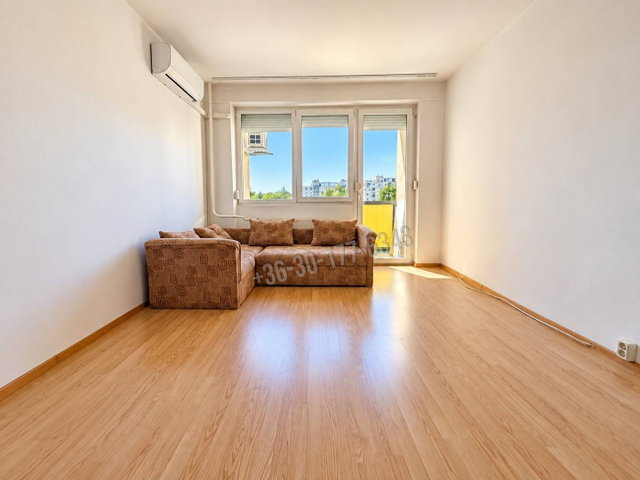 Eladó panellakás, Tatabányán 39.5 M Ft, 2 szobás