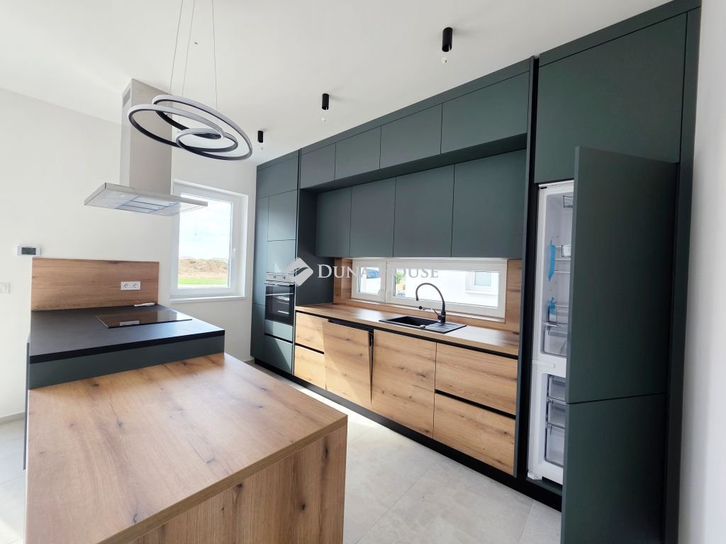 3 bed · 55m² · 250.000 ft