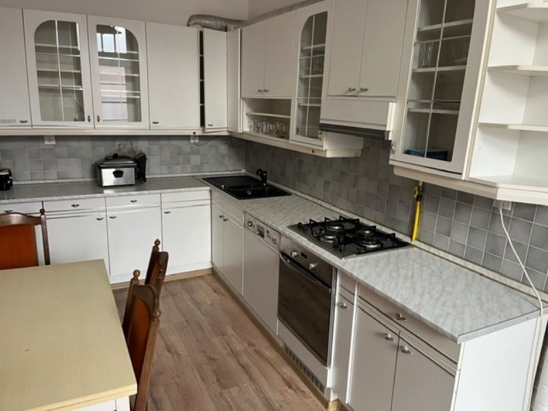 3 bed · 102m² · 270.000 ft