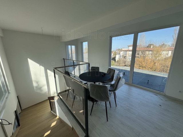 Eladó téglalakás, Zamárdiban 164.9 M Ft, 2 szobás
