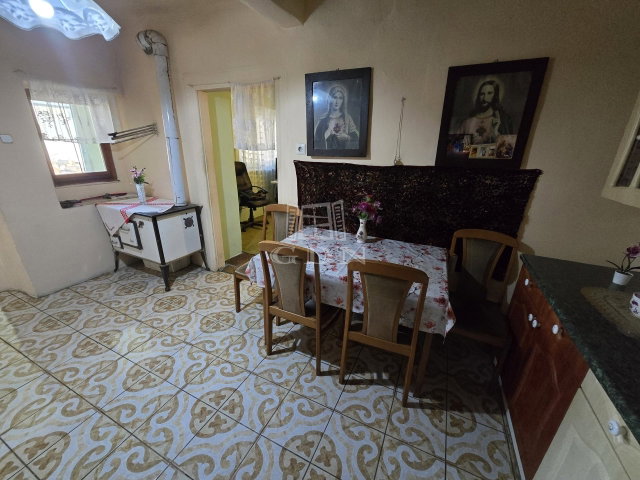 Eladó családi ház, Vaskúton 19 M Ft, 3 szobás