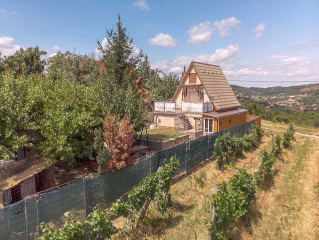 Eladó mezogazdasagi ingatlan, Szekszárdon 22.9 M Ft