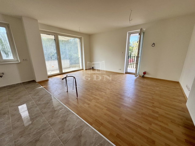 Eladó téglalakás, Budapesten, XI. kerületben 100 M Ft, 3 szobás