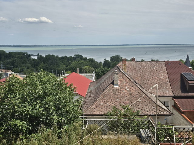 Eladó családi ház, Balatonalmádiban 199 M Ft, 4+1 szobás