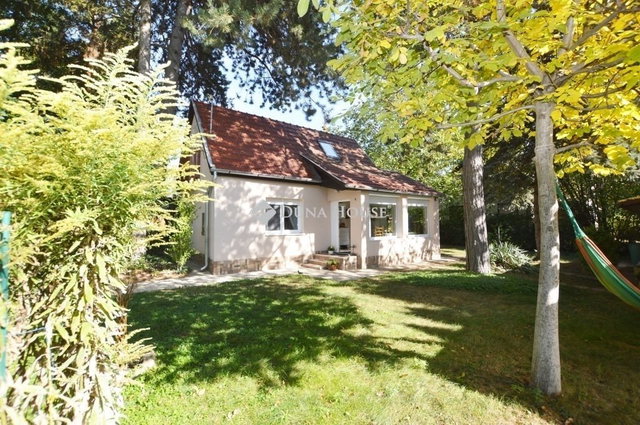 Eladó családi ház, Budapesten, II. kerületben 129 M Ft, 2 szobás