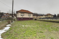 Eladó családi ház, Szentdomonkoson 11.99 M Ft, 2 szobás
