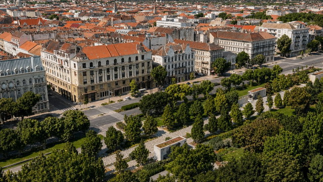 Eladó téglalakás, Budapesten, VII. kerületben 69 M Ft, 2 szobás
