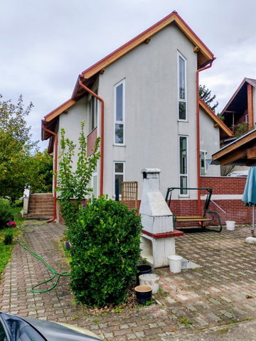 Eladó családi ház, Győrött 119.9 M Ft, 6 szobás