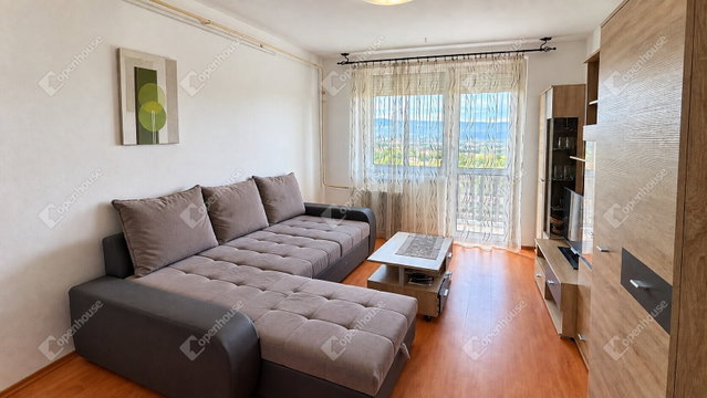 Eladó panellakás, Miskolcon 32.5 M Ft, 3 szobás