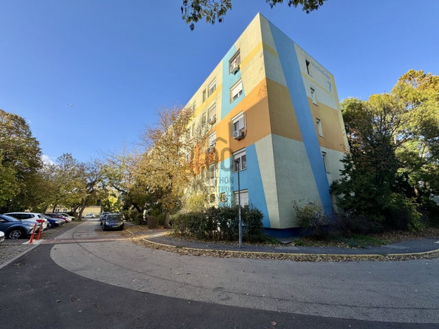 Eladó téglalakás, Budapesten, X. kerületben 66.5 M Ft, 3 szobás