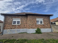 Eladó családi ház, Apcon 26.5 M Ft, 3 szobás