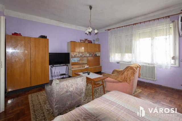 Eladó családi ház, Sarkadkeresztúron 8.5 M Ft, 2 szobás