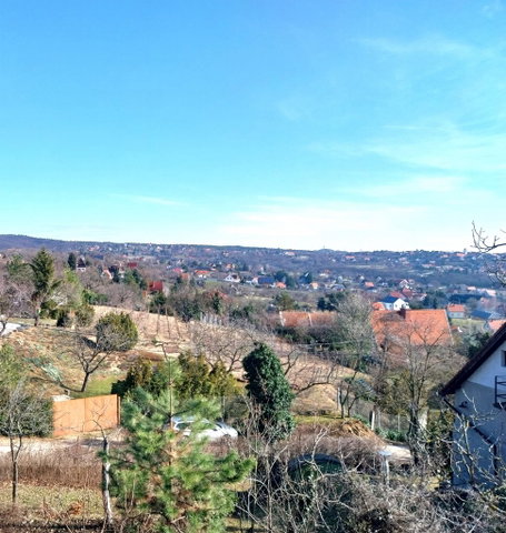Eladó családi ház, Sukorón 79.9 M Ft, 2 szobás