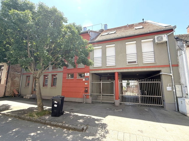 Eladó téglalakás, Pécsett, Alkotmány utcában 54.9 M Ft