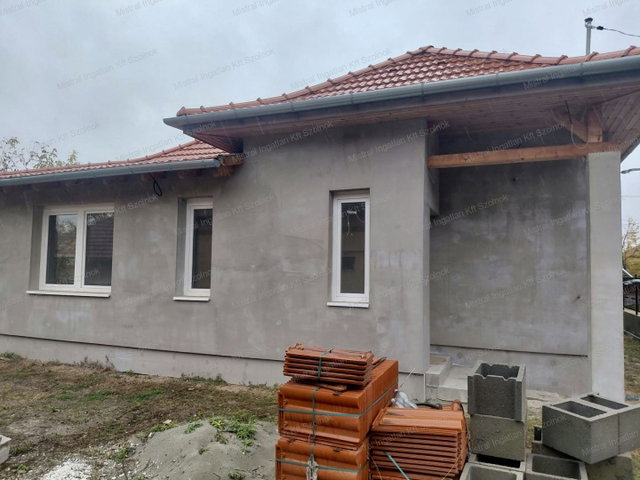 Eladó családi ház, Törökszentmiklóson 22.5 M Ft, 3 szobás