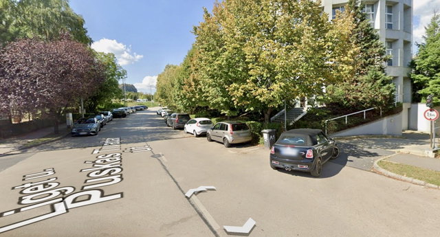 Kiadó üzlethelyiség, Budaörsön 2000 E Ft / hó