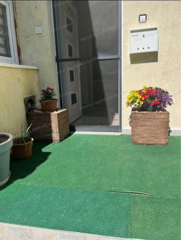 Eladó téglalakás, Szolnokon 31 M Ft, 1 szobás