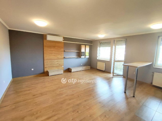 Eladó téglalakás, Nyíregyházán 55 M Ft, 3 szobás