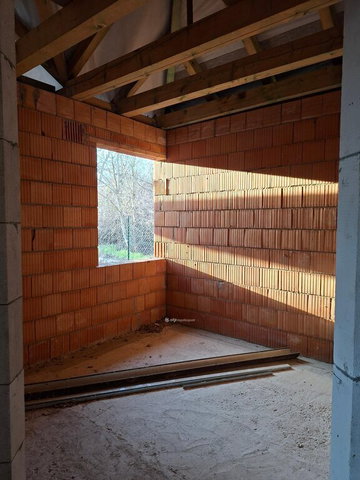 Eladó családi ház, Pákozdon 87.4 M Ft, 4 szobás