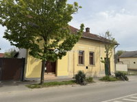 Eladó családi ház, Gyulán 75 M Ft, 4 szobás