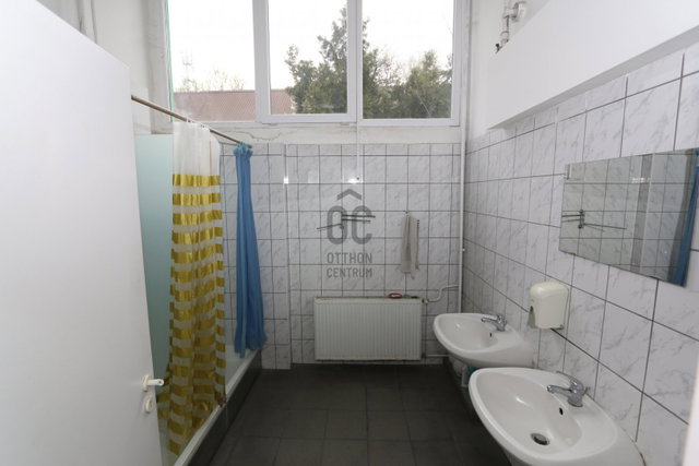 Kiadó ipari ingatlan, Gödön 1850 E Ft / hó