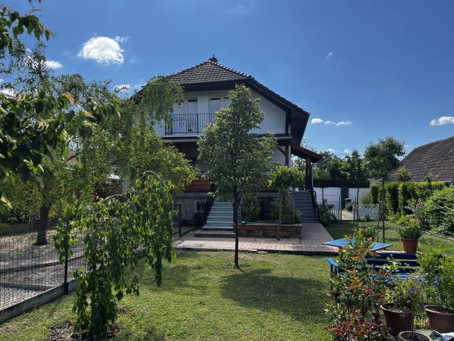 Eladó családi ház, Ceglédbercelen 84.9 M Ft, 2 szobás