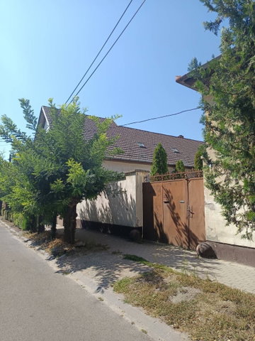 Eladó családi ház, Kiskunfélegyházán 29.5 M Ft