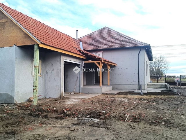 Eladó családi ház, Csorváson 42.9 M Ft, 3 szobás