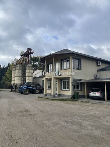 Eladó ipari ingatlan, Ajkán 272.25 M Ft / költözzbe.hu