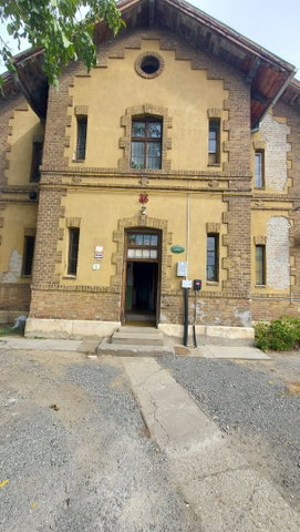 Eladó téglalakás, Dombóváron 21 M Ft, 2 szobás
