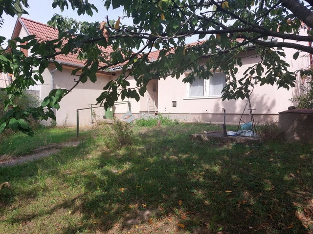 Eladó családi ház, Sződön 59 M Ft, 2 szobás