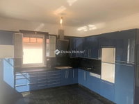 Kiadó családi ház, albérlet, Tatán 729 E Ft / hó, 6 szobás