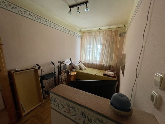Eladó családi ház, Veresegyházon 90 M Ft, 4 szobás