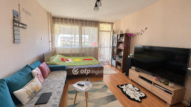 Eladó téglalakás, Egerben 37.5 M Ft, 2 szobás