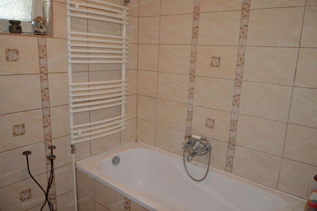 Eladó családi ház, Ballószögön 110 M Ft, 4 szobás