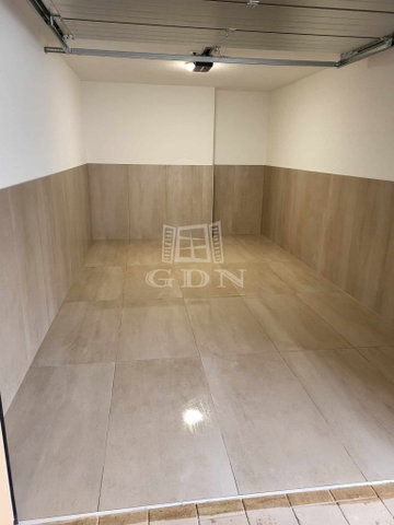 Kiadó téglalakás, albérlet, Szegeden 280 E Ft / hó, 3 szobás