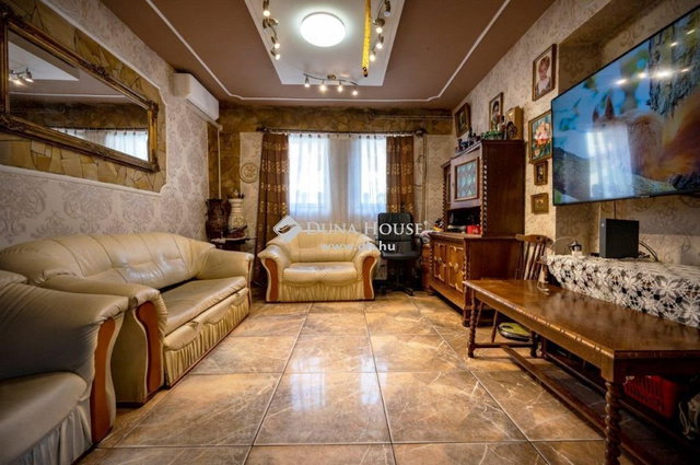 Eladó családi ház, Budaörsön 140 M Ft, 4 szobás