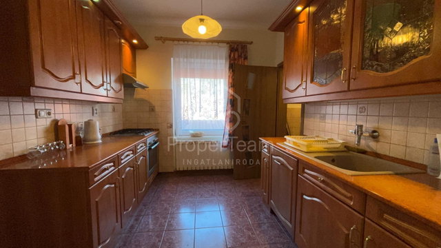 Eladó családi ház, Bajnán 89 M Ft, 4 szobás