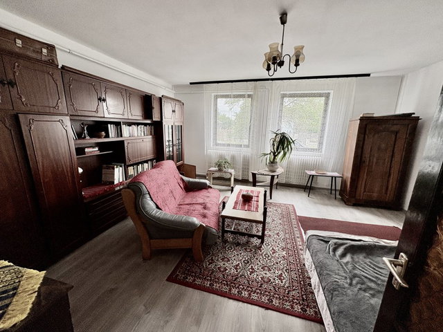 Eladó családi ház, Iszkaszentgyörgyön 79.9 M Ft, 5 szobás