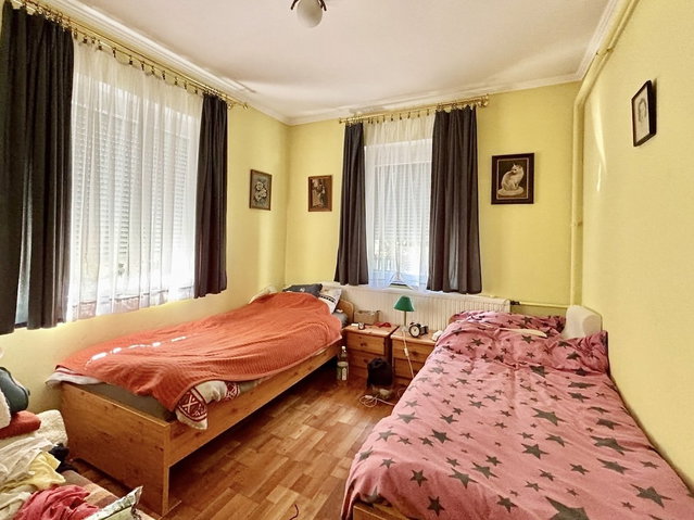 Eladó családi ház, Balatonlelleén 62 M Ft, 7 szobás