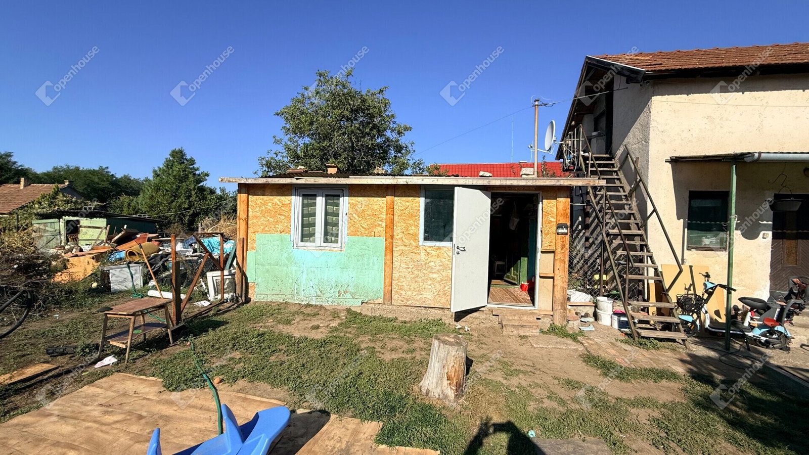 540m² · 29.500.000 ft