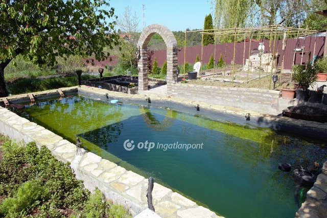 Eladó családi ház, Mendén 87.8 M Ft, 3 szobás