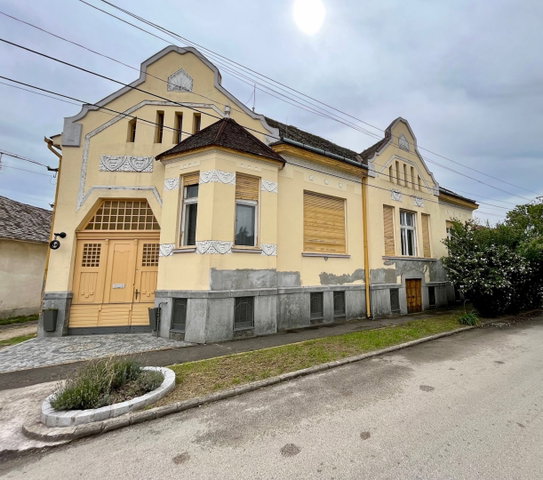 Eladó családi ház, Nagykőrösön 99.9 M Ft, 5 szobás