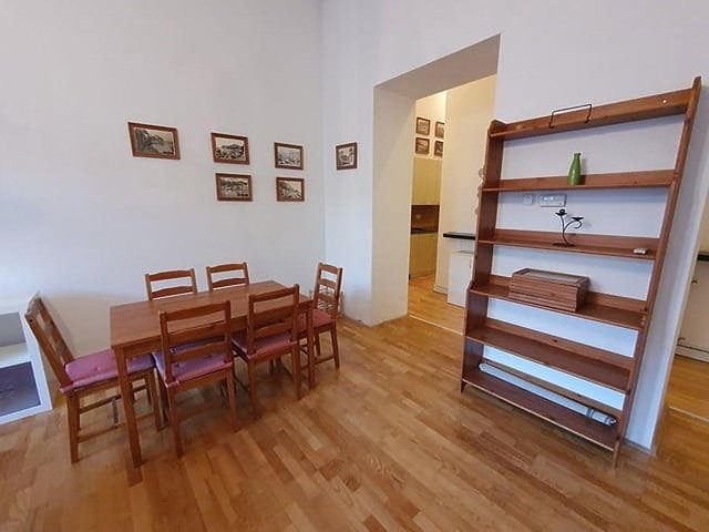 Kiadó téglalakás, albérlet, VII. kerületben, Jósika utcában