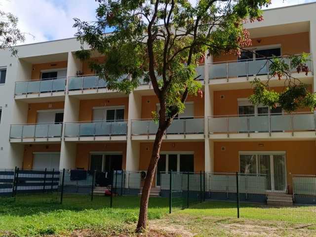 Kiadó téglalakás, albérlet, Ajkán 160 E Ft / hó, 1 szobás