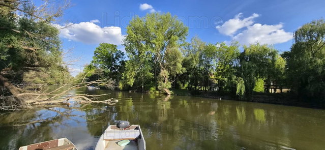 Eladó nyaraló, Győrött 22.9 M Ft, 4 szobás